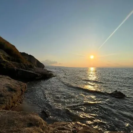 Casa Sulla Scogliera Piedigrotta