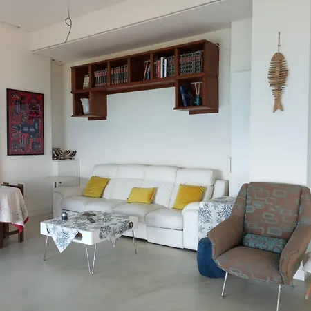 Casa Sulla Scogliera Piedigrotta * Pizzo (Calabria)