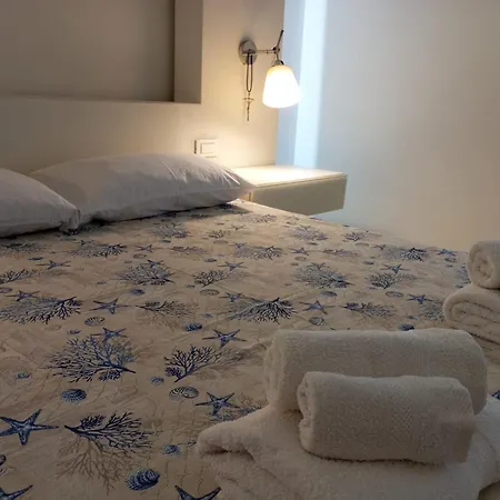 Casa Sulla Scogliera Piedigrotta Pizzo (Calabria)