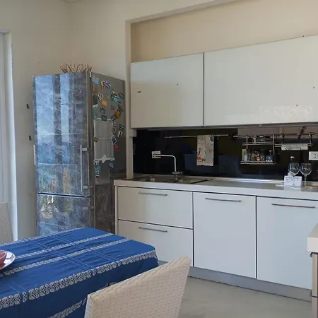 Casa Sulla Scogliera Piedigrotta Πίτσο