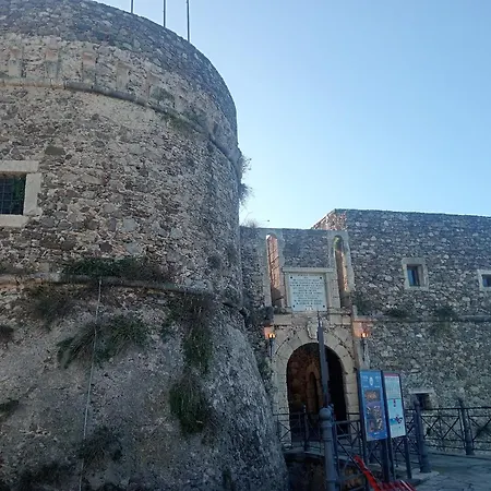 Casa Sulla Scogliera Piedigrotta Σπίτι διακοπών *