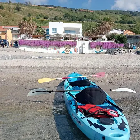 Casa Sulla Scogliera Piedigrotta Tatil Evi Pizzo (Calabria)